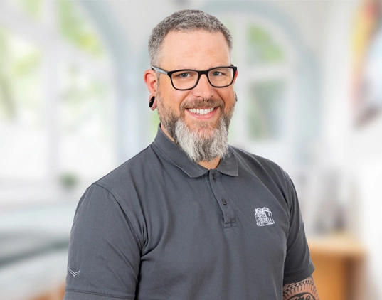Matthias Stinn, Gesundheits- und Krankenpfleger in der Praxis Poststraße 7 Mudersbach